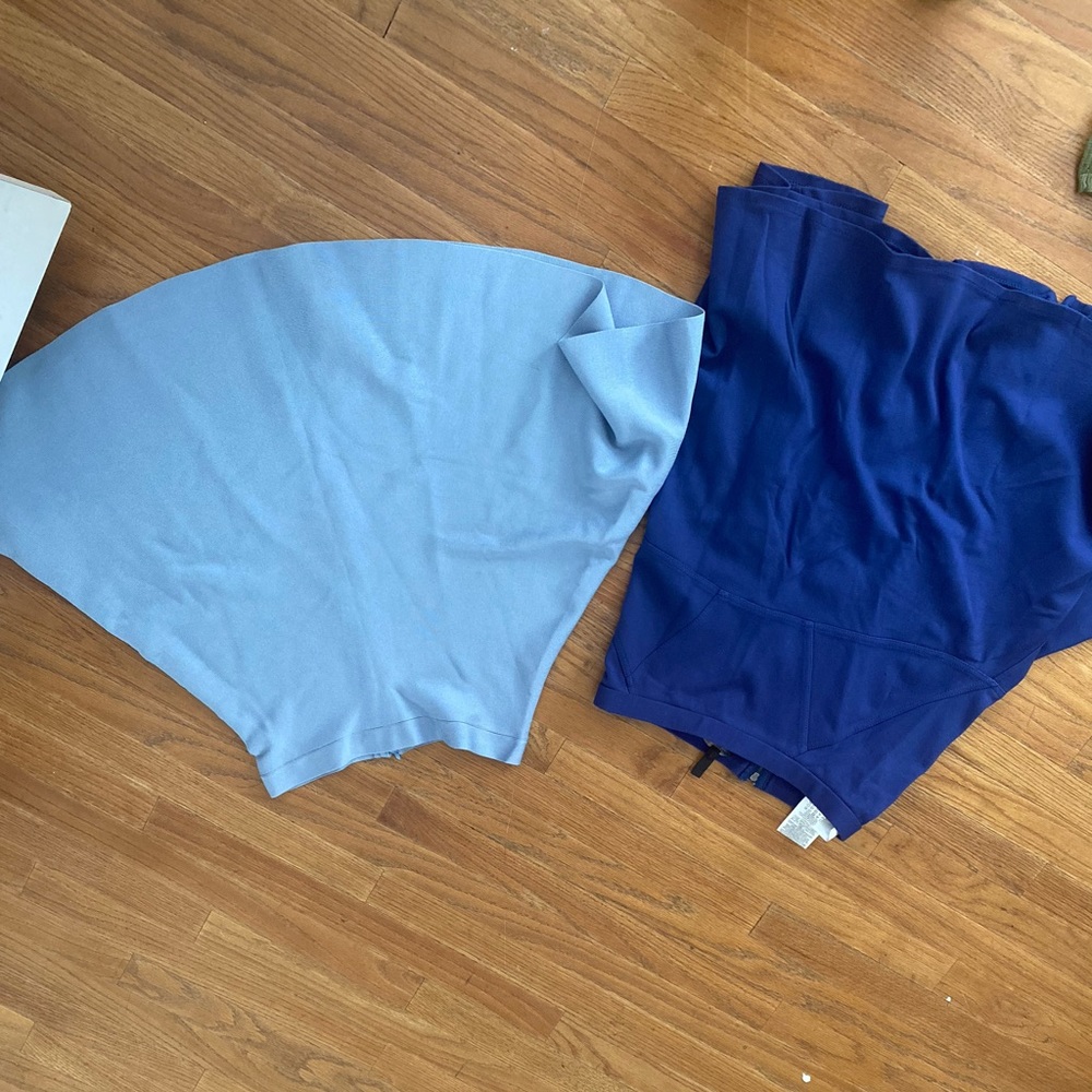 Bcbg skirts size small